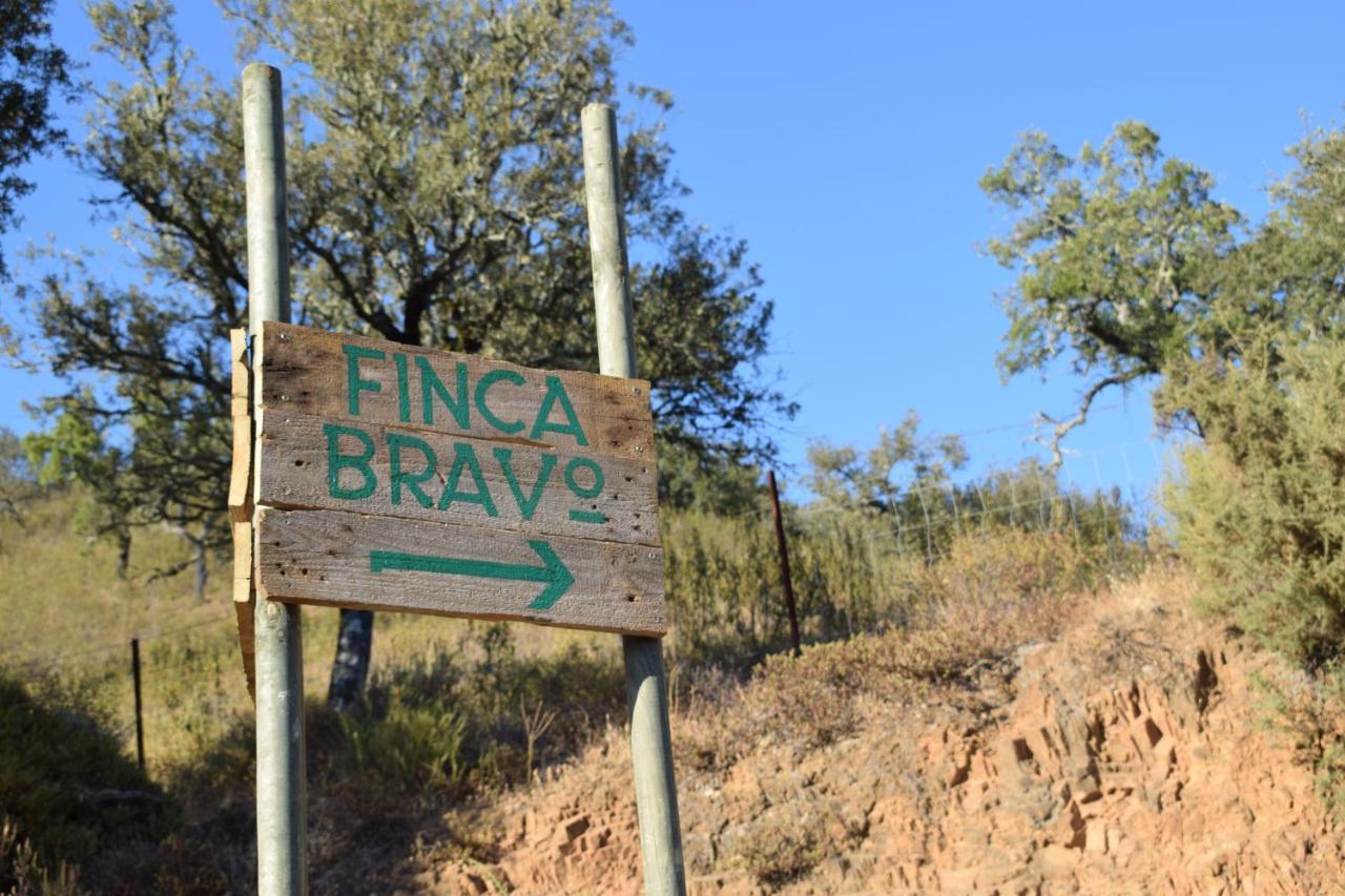 Finca Bravo Cortegana Luaran gambar